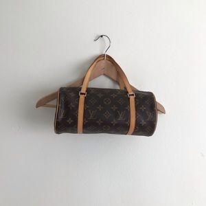 Authentic Louis Vuitton Papillion 26 Handbag